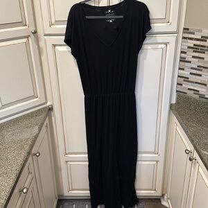 Anthropologie Velvet by Graham & Spencer Black Slub V-Neck Maxi Dress Sz S